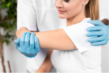 Elbow arthroscopy is an advanced and minimally invasive surgical technique used to diagnose and treat various elbow joint conditions. 